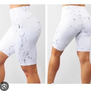 Buffbunny white marble limitless gym matching set